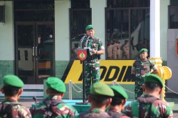 Wujud Penghargaan bagi Prajurit Kodim 0718/Pati yang Mengakhiri Pengabdian dan Pindah Tugas