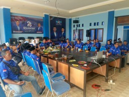 Peringati HUT Ke 24 Demokrat,Ketua DPC Lamongan Lakukan Bhakti Sosial Dan Penguatan konsolidasi Internal Partai