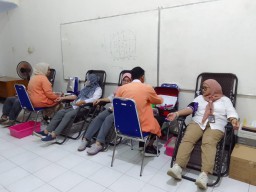 KPH Perhutani Jombang Gelar Donor Darah Bersama PMI Kabupaten