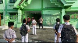 Kanit Binmas Polsek Kalitengah Gelar Sosialisasi Bijak Bermedia Sosial dan Cegah Aksi Demonstrasi