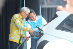 Listrik untuk rakyat, PLN Hadirkan SPKLU Center Pertama di Yogyakarta, Beri Kemudahan Bagi Pengguna EV