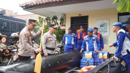 Polres Cirebon Kota Bersama Forkopimda Gelar Apel Siaga Hadapi Potensi Bencana Alam