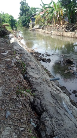 Proyek Pemasangan Batu Sungai di Keplaksari Peterongan Diduga Proyek BBWS, Kembali Disorot