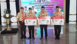 Bupati Sudewo Resmi Buka KOS Pramuka Pati, Terima Lencana Dharma Bhakti dan Tekankan Penguatan Karakter Generasi Muda