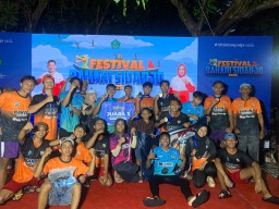 M Lutfi CEO PT SNR dan IPDA Purnomo Apresiasi Keberhasilan Tim Dayung BPC Lamongan