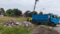 Warga Dk. NgLempung Tolak Pembangunan Koperasi Merah Putih