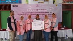 Srikandi PLN UIP JBTB Dukung Ketahanan Pangan Lewat Program "Woman Support Woman" dan Bantuan Green House