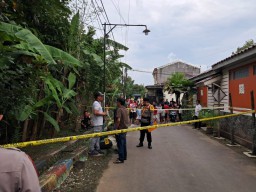 Geger Warga Pati, Bayi Perempuan Dibuang di Tempat Sampah Masih Dalam Keadaan Hidup