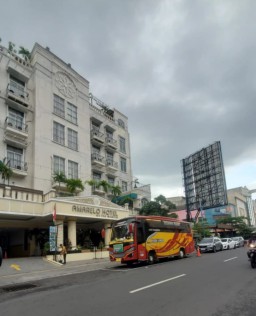 Clarissa Tour & Travel Rembang Apresiasi Layanan Breakfast Hotel Amarelo Solo yang Ramah dan Menggugah Selera