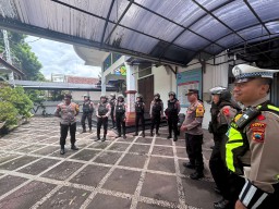 Pastikan Natal 2025 Aman, Polisi Turun Langsung Cek Gereja dan Pospam!