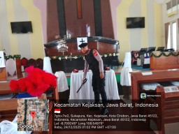 Polres Cirebon Kota Gandeng Gegana Unit Jibom Polda Jabar Sterilisasi Gereja HKBP Jelang Misa Malam Natal