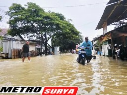 Akses Jalan Alternatif Pati–Rembang di Glonggong Terendam Banjir, Aktivitas Warga Terganggu