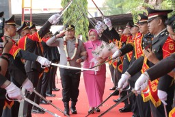 AKBP Arif Fazlurrahman Resmi Bertugas, Sehabis Lakukan Sertijab Di Mapolres Lamongan