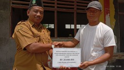Mushola di SDN Jubellor Sugio Dapat Bantuan Rp 20 Juta dari Ipda Purnomo