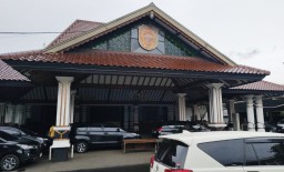 Suasana Mencekam di Pendopo Pati Saat KPK Lakukan Penggeledahan Terkait Kasus Korupsi