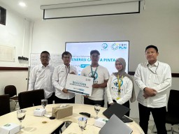 YBM PLN UIP JBTB Bekali Mahasiswa Penerima Beasiswa Lewat Pembinaan Sosial