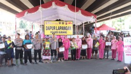 Polres Subang Dan Tanggap Banjir Pamanukan, Dapur Lapangan dan Layanan Kesehatan Dikerahkan