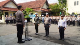 Polres Cirebon Kota Gelar Apel Operasi Keselamatan Lodaya 2026, Wujudkan Kamseltibcarlantas Aman dan Kondusif
