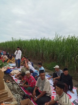 Pemdes Cibogo Gelar Sedekah Ruwahan Sambut Bulan Ramadhan 1447 H
