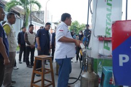 Polres Lamongan Sidak SPBU, Pastikan Ketersediaan dan Stabilitas Harga BBM