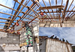 Satgas TMMD Pasuruan Kebut Renovasi Rumah Bu Nur Syaidah Wonosari