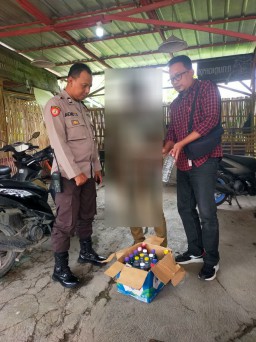 Ramadan Tanpa Miras, Polsek Cirebon Selatan Timur Sikat Peredaran Ciu di Titik Rawan Kota