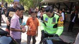 Kapolres Lamongan Pastikan Pelayanan Maksimal dalam Ops Ketupat Semeru 2026 di Jalur Wisata Paciran