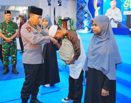 Kapolri Apresiasi Progam Pembangunan Rumah Tidak Layak Huni di Jabar