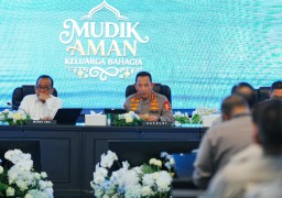 Kapolri Tekankan Optimalisasi Pengamanan dan Pelayanan di Ops Ketupat 2026