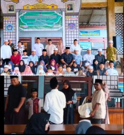 Pemdes Datinawong Gelar Giat Buber Dan Berikan Santunan Anak Yatim Piatu