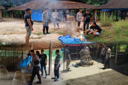 Tindak Tegas! Polres Ponorogo Bubarkan 3 Titik Judi Sabung Ayam dan Dadu