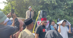 Skandal Asusila di Ponpes Ndolo Kusumo Picu Aksi Massa, Warga Desak Penegakan Hukum Tegas