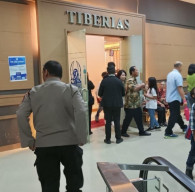 Polsek Gayungan Perketat Pengamanan Ibadah Kenaikan Isa Almasih di Gereja Tiberias Cito