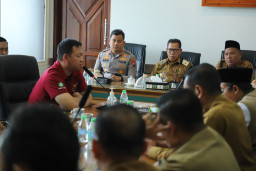 Dialog Damai, Pemkab Jombang Kawal Hak-Hak Buruh PT SGS dengan Solutif
