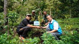Peringati Hari Lingkungan Hidup Sedunia, PLN Icon Plus Jatim Gelar Reforestasi di Kaki Gunung Arjuno–Welirang