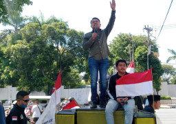 Datangi Kantor DPD PAN, Aliansi Madura Indonesia Tuntut Transparansi Penggunaan Anggaran Reses