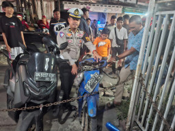 Laporan Masuk Lewat Call Center 110, Polisi Bergerak Cepat Tangani Kecelakaan di Jalan Raya Uluwatu