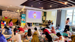 Meriah, Penutupan Bazar UMKM AWS di Surabaya Diwarnai Lomba Mewarnai Anak dan Doorprize
