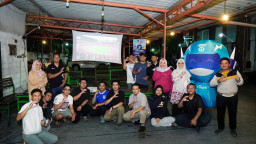 PLN Icon Plus Jatim Hadirkan Nonton Bareng Bola Gembira 2026 Bersama ICONNET, Pererat Kebersamaan dengan Masyarakat