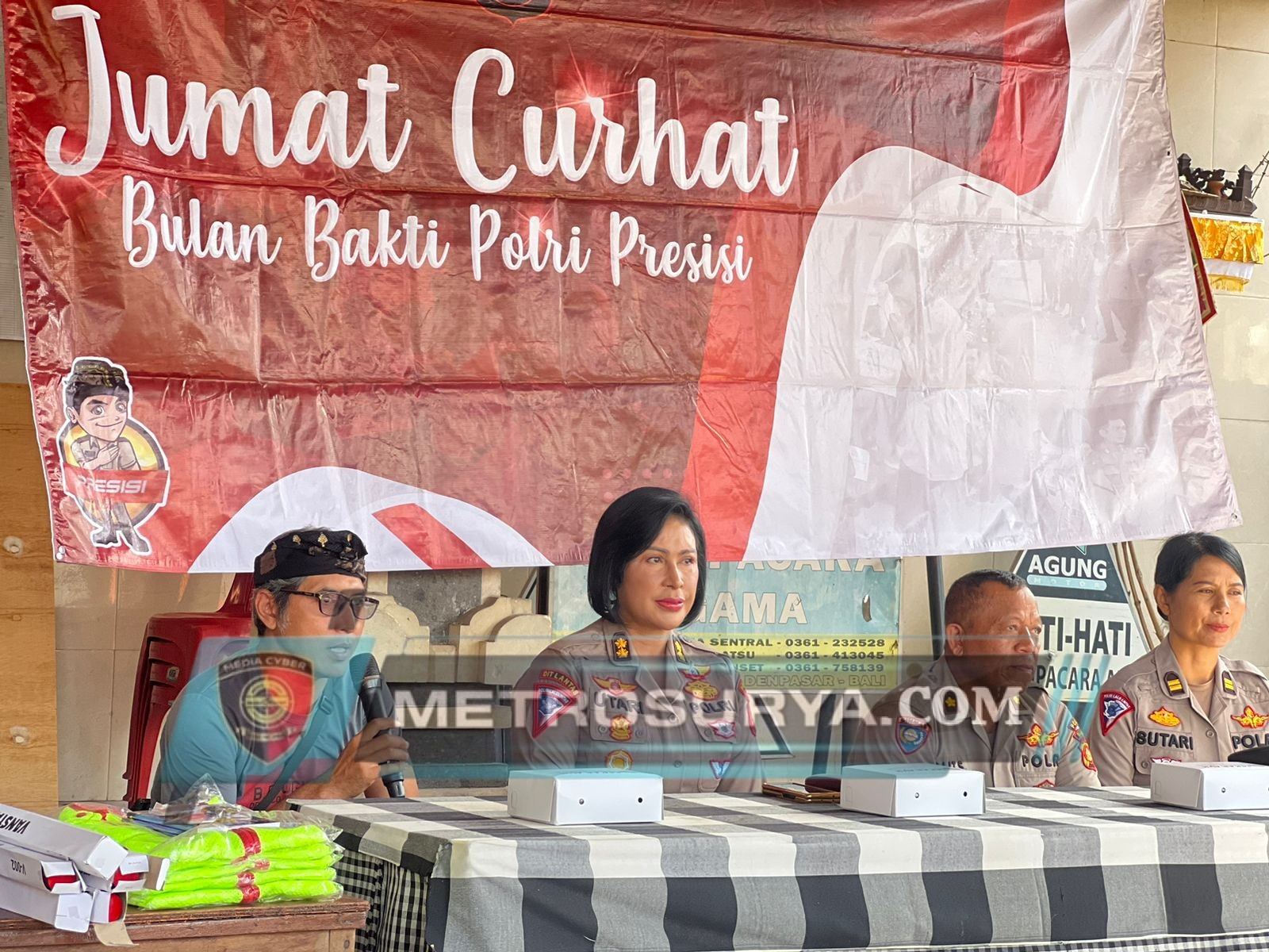 Polda Bali Kembali Laksanakan Jumat Curhat Bertempat Di Br. Gunung Paguyangan Jl. Gunung Tutur Denpasar