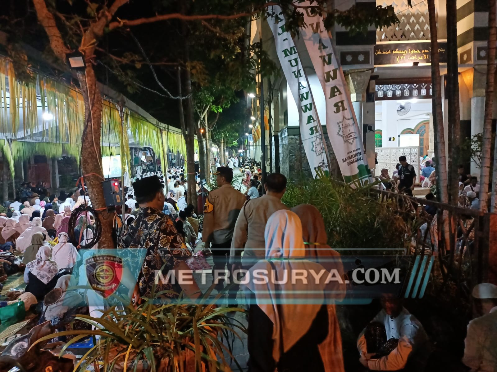 Berikan Pengamanan Dalam Haul Akbar 55 Pondok Pesulukan Thoriqot Agung "PETA" Polres Tulungagung Siapkan Anggota