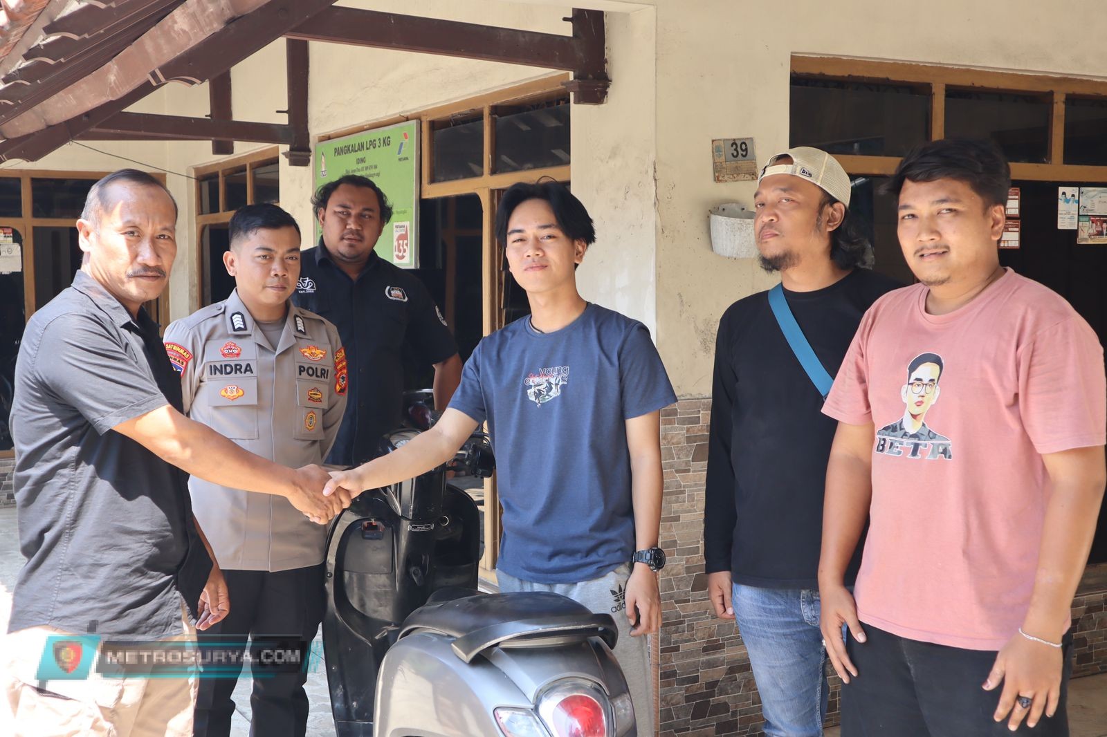 Polisi Antarkan Kendaraan Hasil Curian ke Rumah Korban di Majalengka dan Cirebon