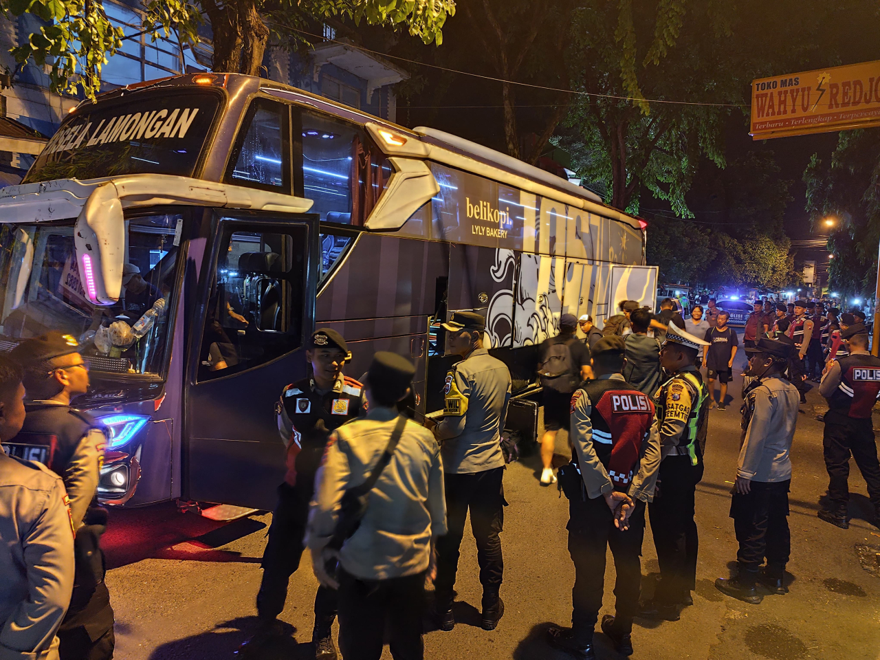 Polres Lamongan Siagakan Petugas untuk Antisipasi Kepulangan Suporter