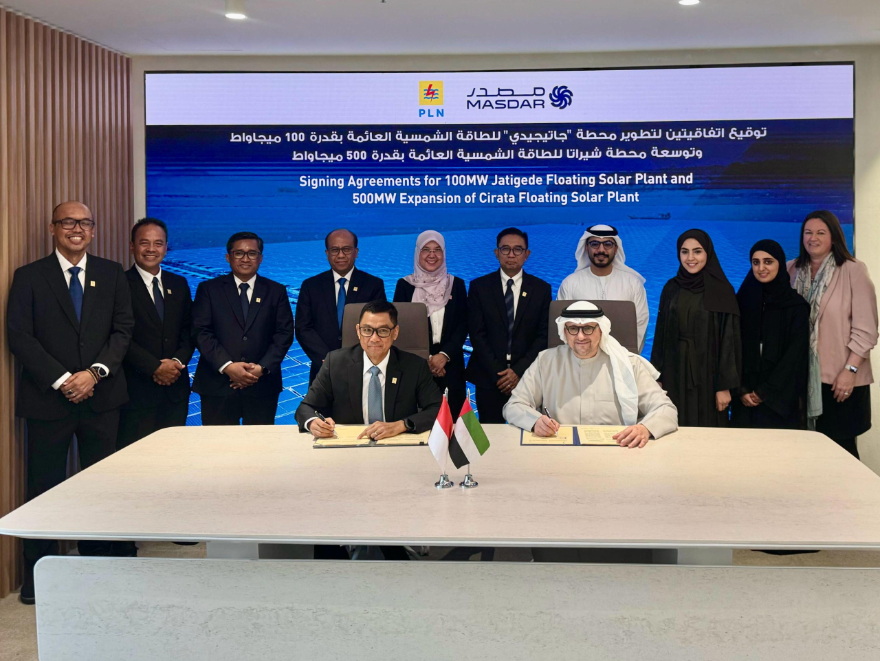 PLN dan Masdar Tandatangani MoU Pengembangan Pembangkit Listrik Tenaga Surya Terapung di Indonesia Setelah Moment Idul Fitri