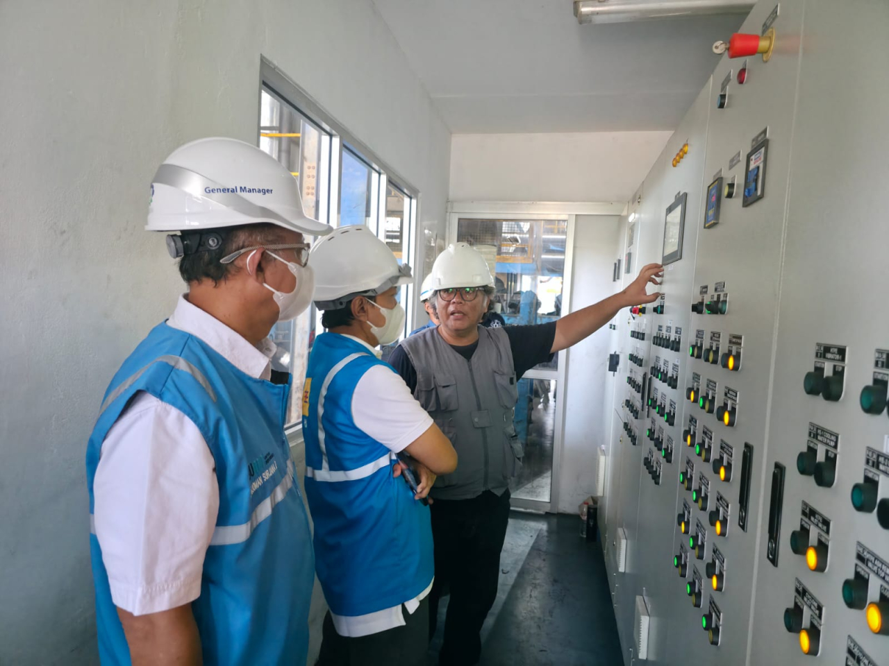 Dukung Biomassa, EVP Aneka Energi Baru Terbarukan PT PLN (Persero) Bersama General Manager PT PLN (Persero) UIP JBTB Tinjau PLTSa Putri Cempo Surakarta