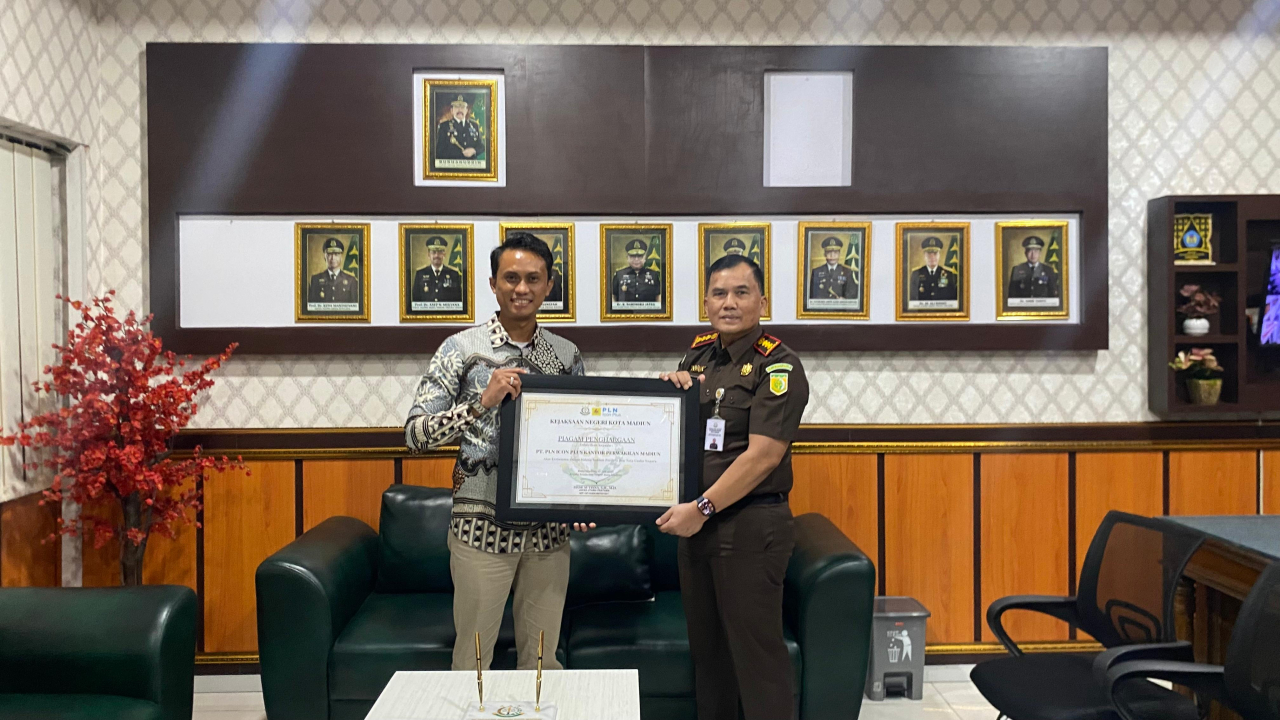 PLN Icon Plus dan Kejari Kota Madiun Teken Kerja Sama Penguatan Hukum, Dukung Keamanan Aset dan Layanan Konektivitas