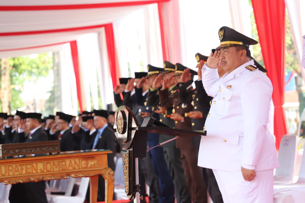 Upacara HUT RI ke-80 di Jombang Pertama Kali Dipimpin Bupati Warsubi