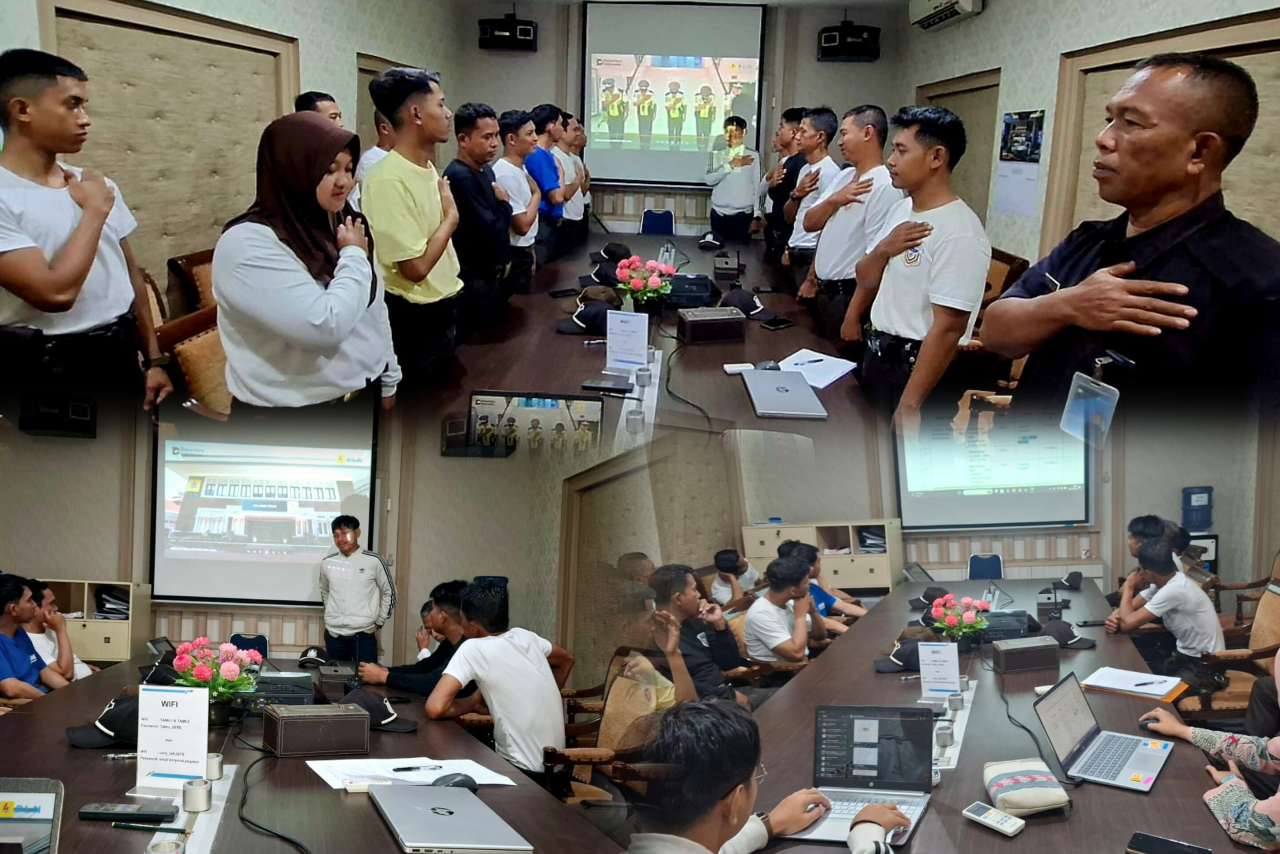 Tim Leader K3 Umum, Abdulloh Ghozian Zulfiqar. Memberikan pemaparan tentang pentingnya menguasai skill menjemen resiko