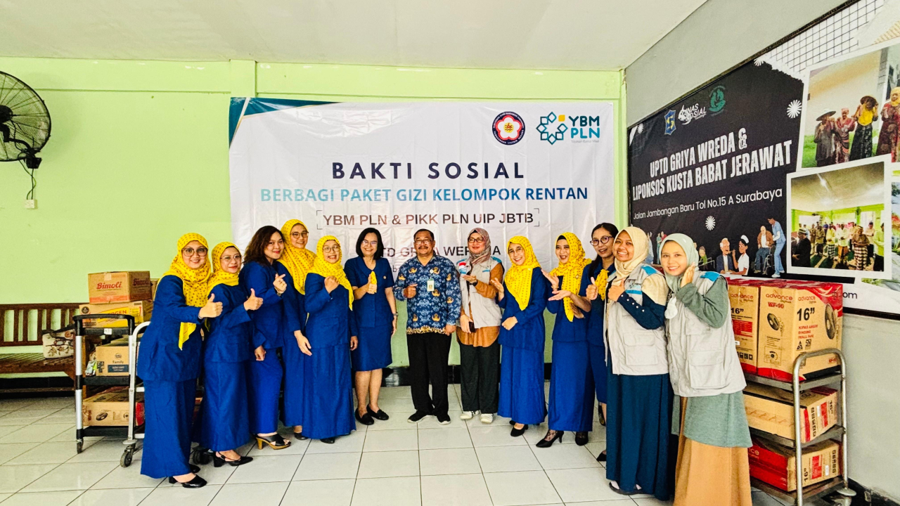 Peringati HUT ke-26 PIKK, YBM PLN dan PIKK PLN UIP JBTB Hadirkan Kebahagiaan bagi Lansia di Griya Werdha Jambangan