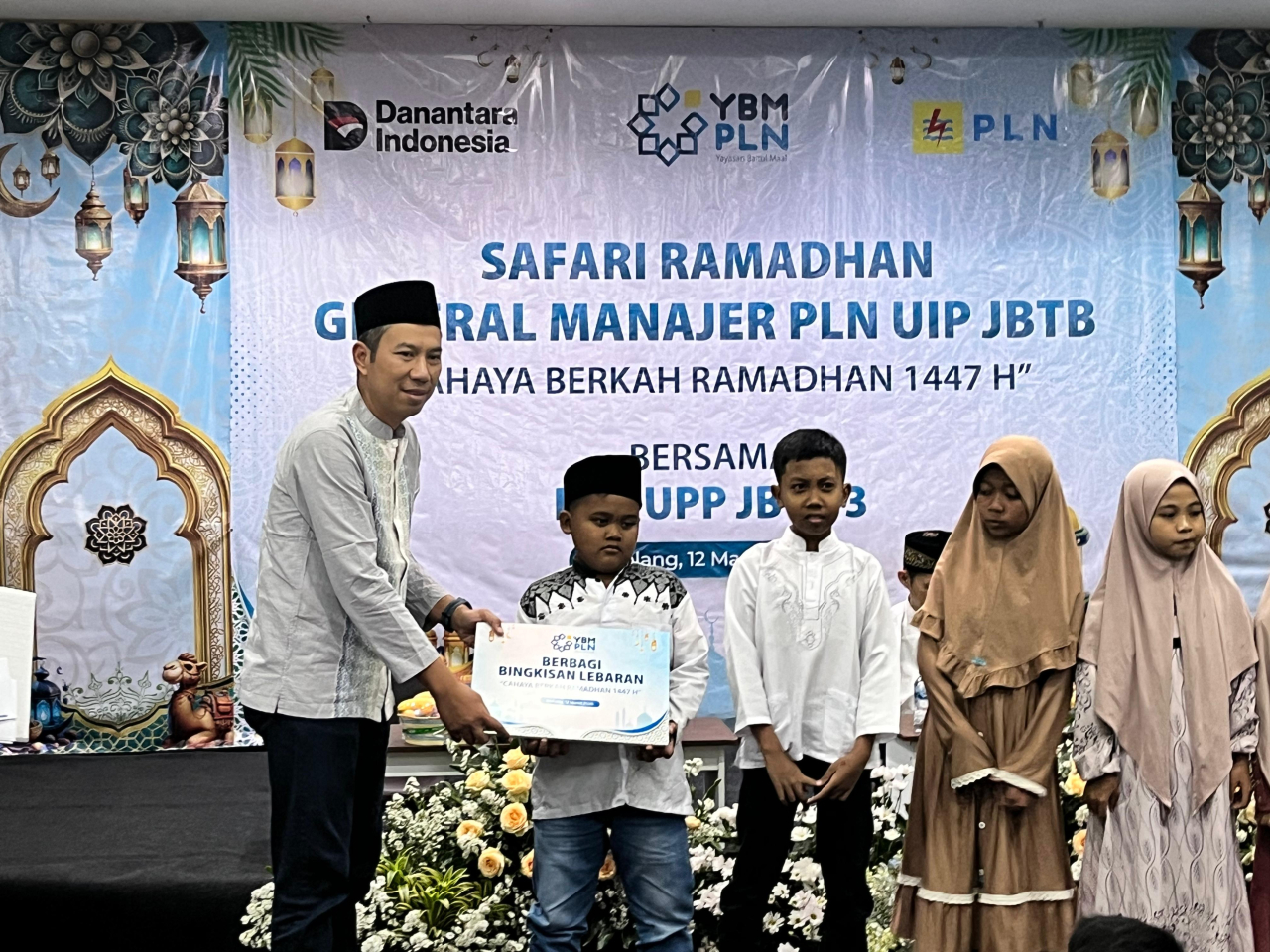 Safari Ramadhan PLN UIP JBTB di Malang, Santuni 20 Anak Yatim dan Perkuat Semangat Proyek Kelistrikan
